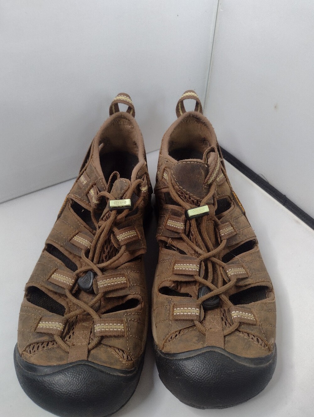 Keen Women's Arroyo Hiking Shoes 9 Sandals Waterproof Outdoors Leather NN